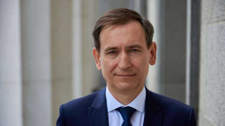 Веніславського знято з посади Представника Президента у Раді