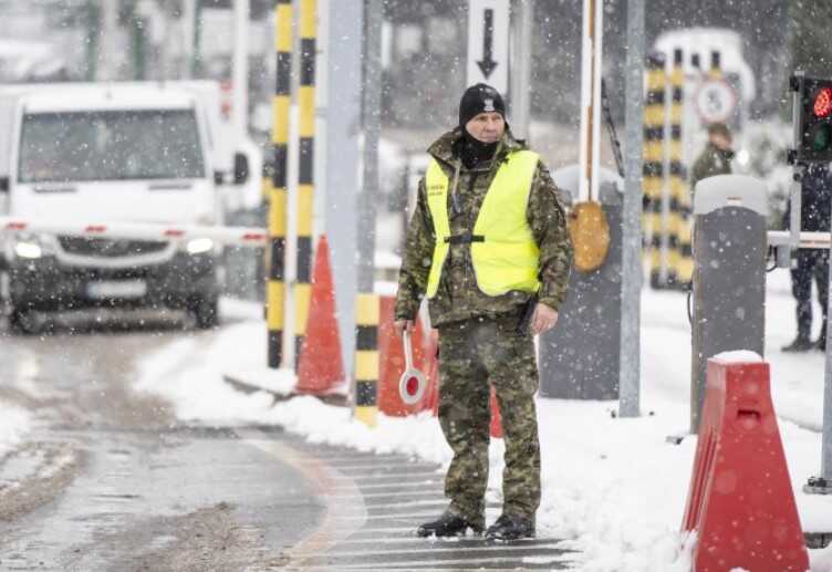 За добу Польща прийняла понад 15 700 нових біженців з України, — Прикордонна служба