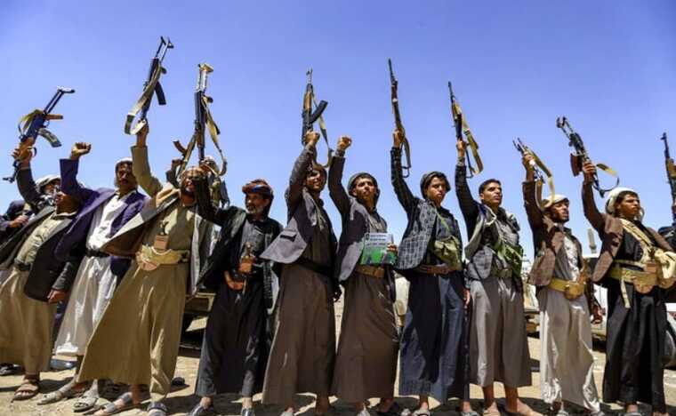 Йеменские хуситы заявили, что все корабли, направляющиеся в Израиль, будут атакованы