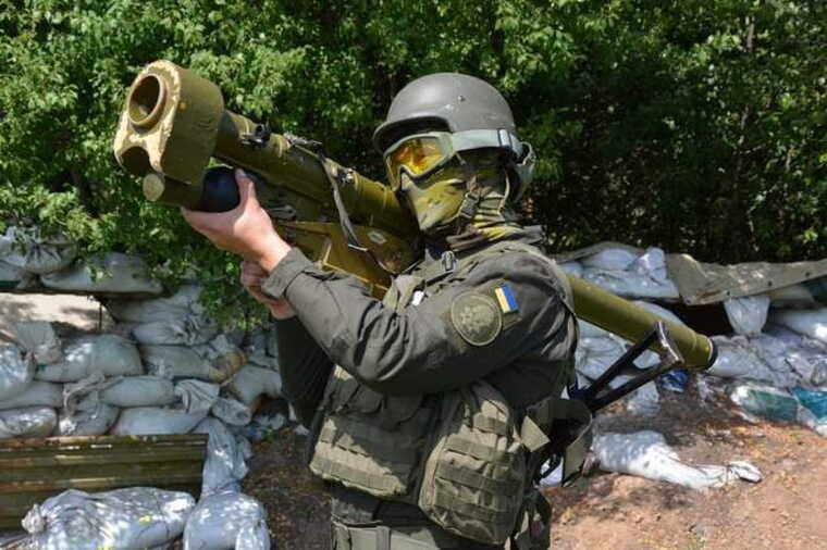 З’явилися кадри збиття українськими військовими російського гелікоптера Ка-52