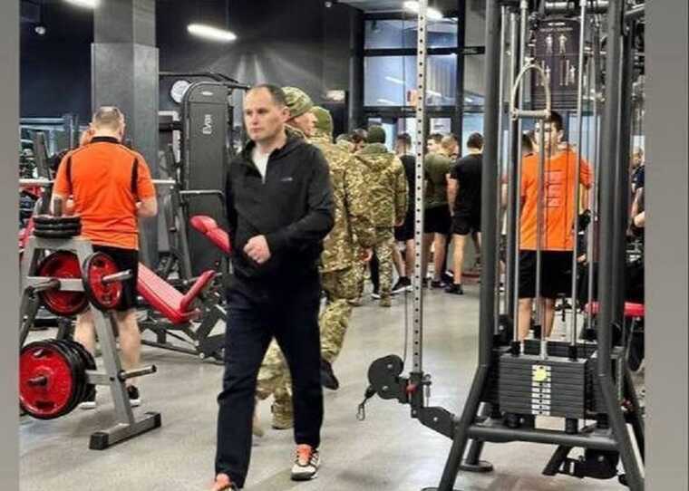 "Ловлять навіть 15-річних": Одеські військкоми провели рейд у спортивній залі