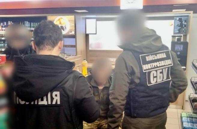 В Одесі на хабарі 15 тисяч гривень затримали офіцера ЗСУ