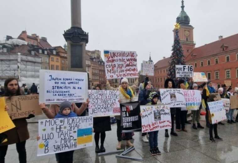 У столиці Польщі відбувся перформанс, щоб нагадати про українських полонених