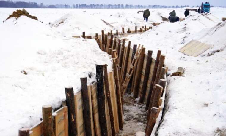 Нардепка Устінова пояснила, навіщо Україна готує три лінії фортифікаційних укріплень