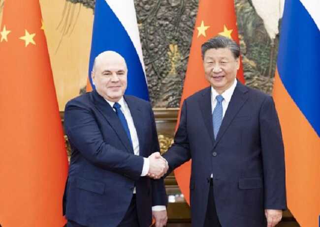 Сі Цзіньпін проголосив курс на посилення зв’язків із Москвою: "Китай підтримує російський народ"