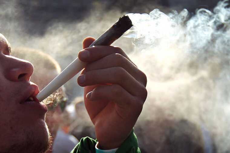 Наскільки безпечним чи небезпечним є канабіс: фактчекінг Deutsche Welle