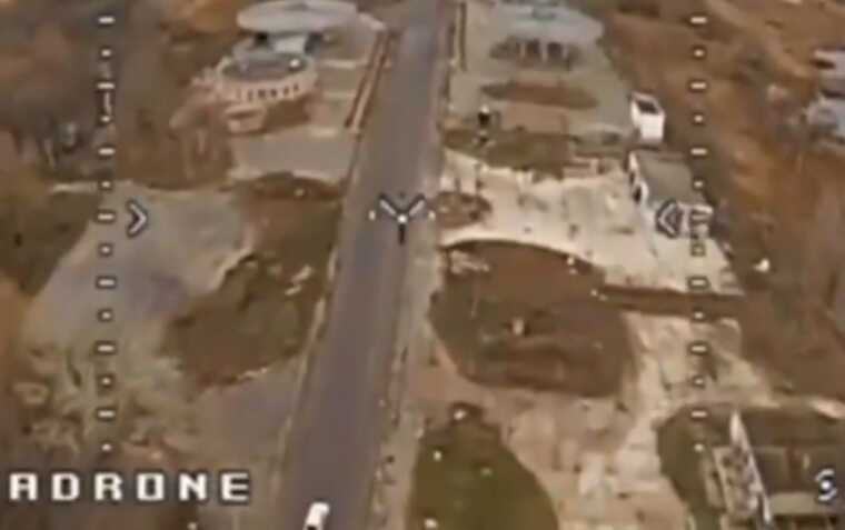 Окупанти щосили намагалися втекти від FPV-дрона ЗСУ, але не встигли