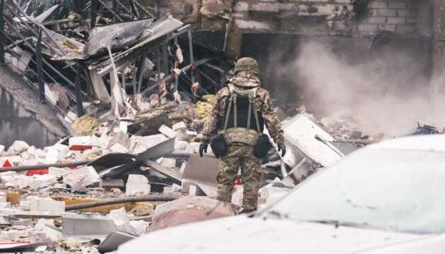 Ракетний удар по Дніпру: в лікарні помер ще один постраждалий