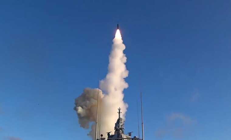 У ЗСУ пояснили, чому окупанти б’ють "Калібрами" менше, ніж Х-101 та Х-555