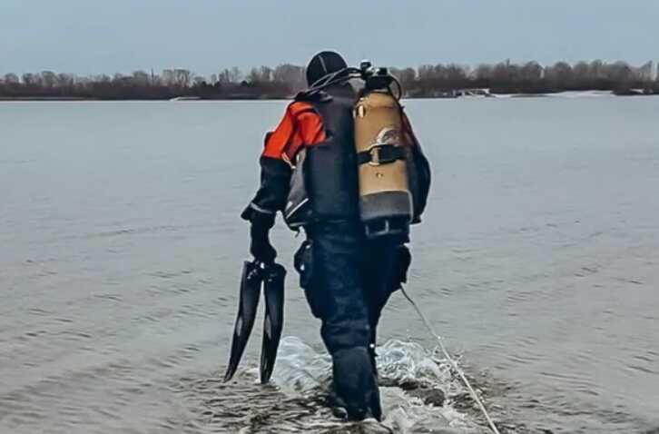 У Києві на Троєщині потонув рибалка