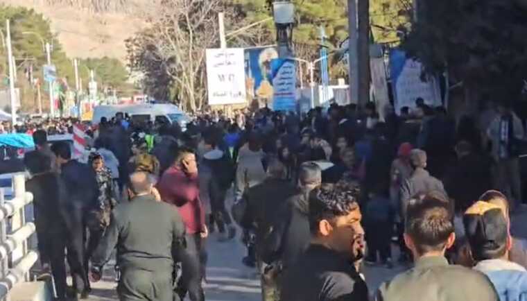 В иранском Кермане рядом с кладбищем прогремел взрыв