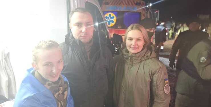 Дівчина-морпіх, яка була в полоні — вдома: комбриг "Волина" привітав Галину Федишин