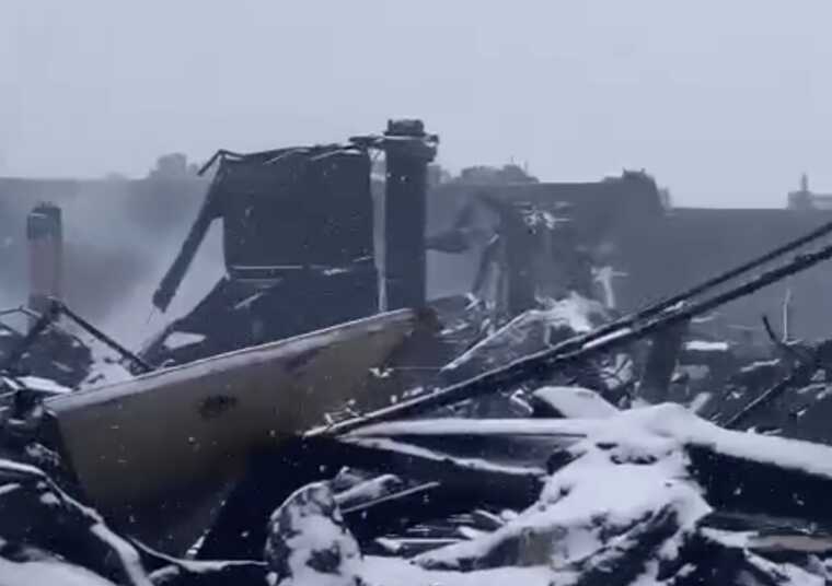 В сети опубликовали видео уничтоженного оккупантами склада бренда М-ТАС