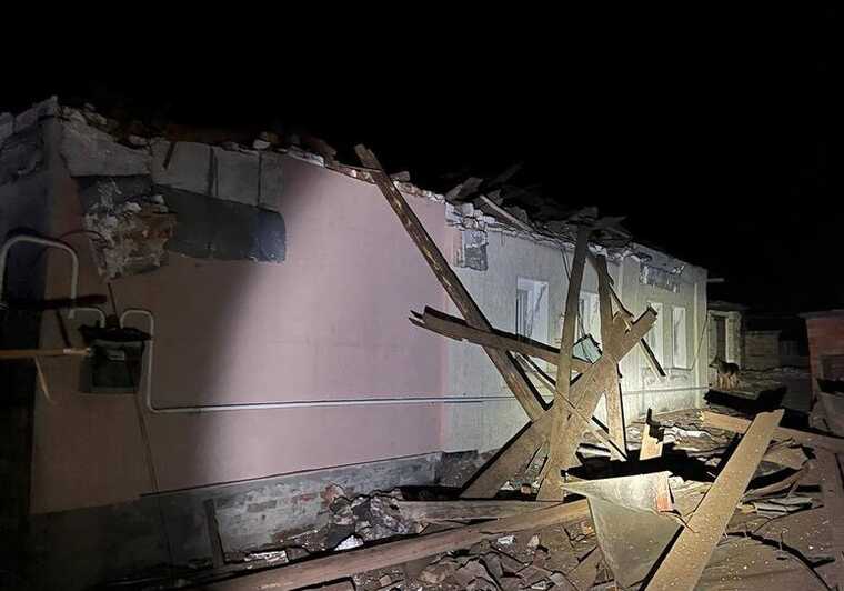 Оккупанты обстреляли более 15 населенных пунктов Харьковской области: повреждены дома и лицей