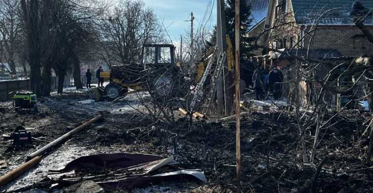 Обстрел Покровска: ранены шесть человек, под завалами еще находятся люди