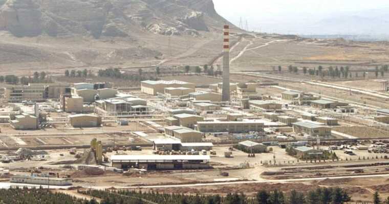 Загадковий вибух в іранських доках: кораблі КВІР могли бути пошкоджені