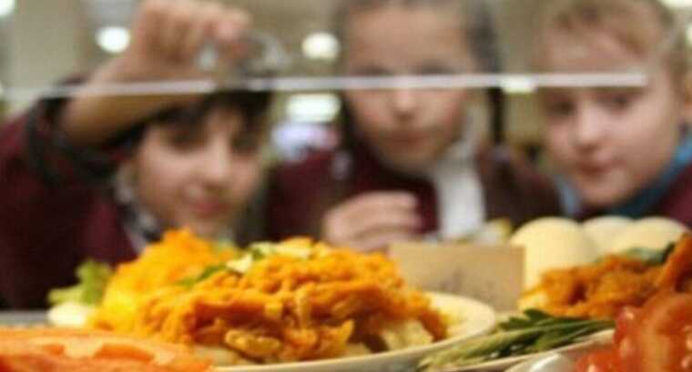 Черкаська міська рада купує для шкільних їдалень м’ясо за завищеною вартістю