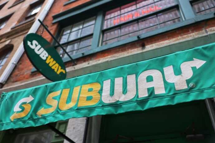     Subway  