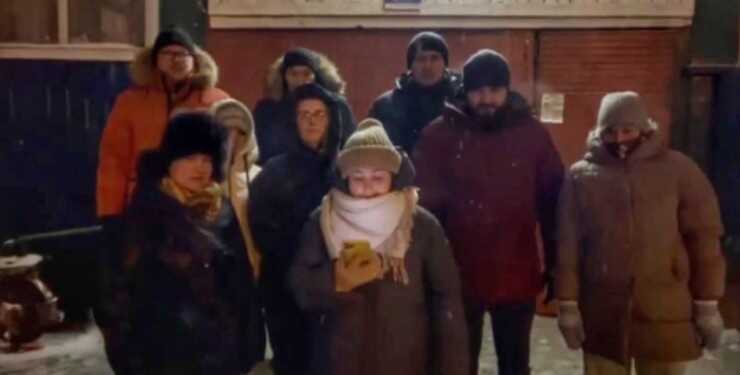 Жителі Підмосков’я попросили Путіна про допомогу через крижані стіни: "Сидимо без тепла"