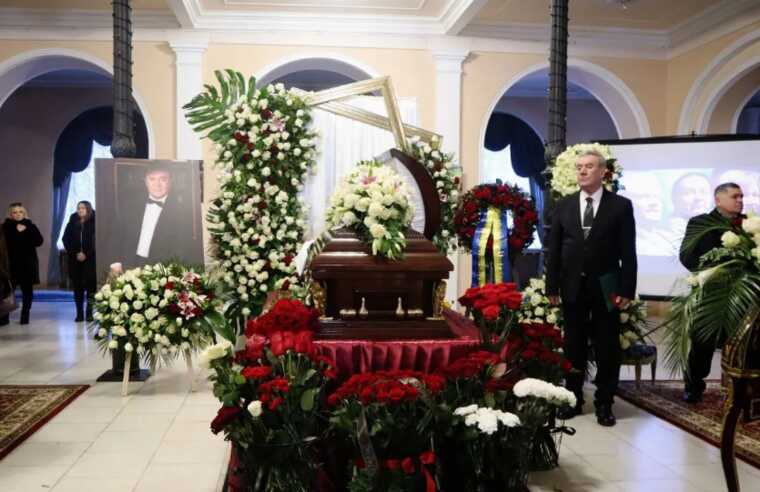 У Києві прощаються з Віталієм Білоножком