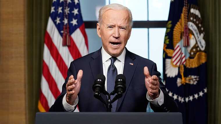 Байден: США не підтримують незалежність Тайваню