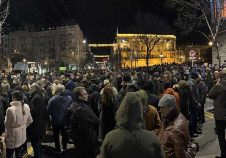В Сербии из-за фальсификаций на выборах возобновились протесты