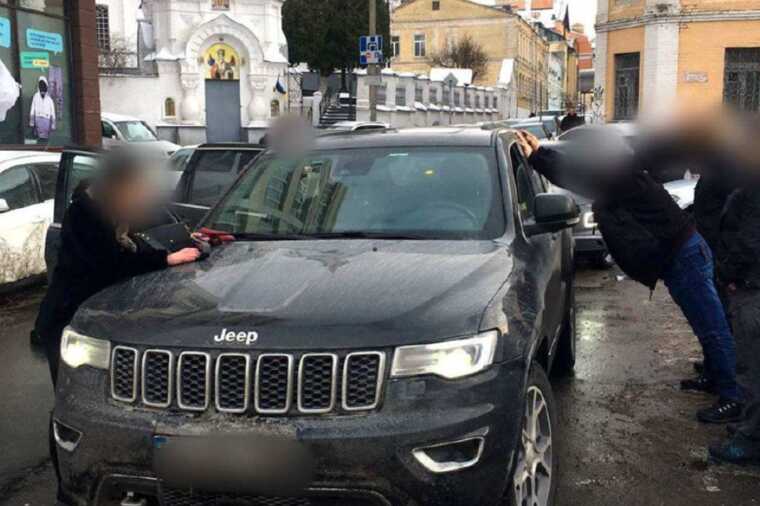 Офіцеру управління Командування Сил підтримки Збройних сил висунули підозру