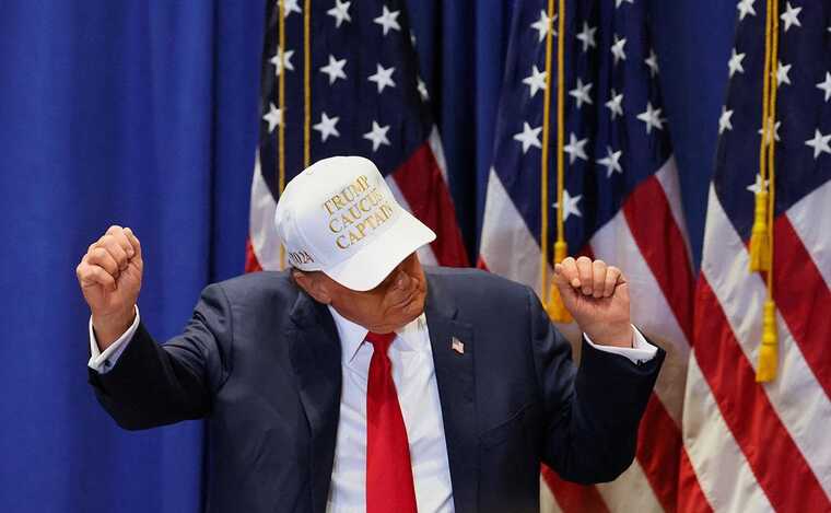 Трамп сообщил, что успешно прошел когнитивный тест у доктора