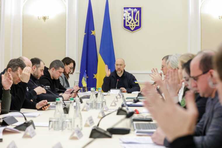 Уряд передає силам оборони 9,6 мільярда гривень військового ПДФО, - Шмигаль