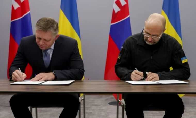 Шмигаль та прем’єр Фіцо підписали заяву про "довіру і повагу"