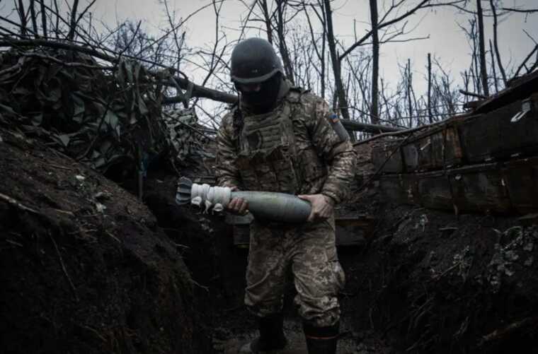 Артилеристів та мінометників відправляють у піхоту через провальну мобілізацію, – військовий