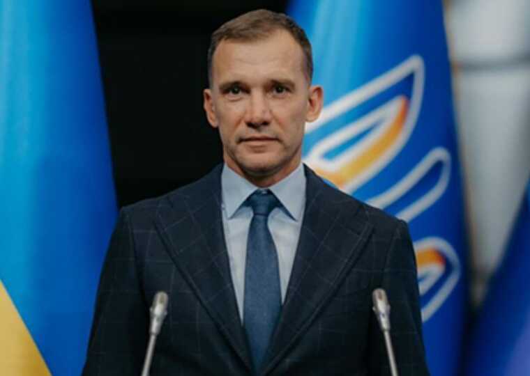 Андрій Шевченко запросив президента УЄФА до України: "Нехай подивиться, що робить Росія"