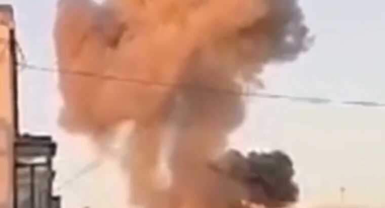 У мережі опублікували момент влучання у Криму, попередньо, у районі аеродрому Бельбек