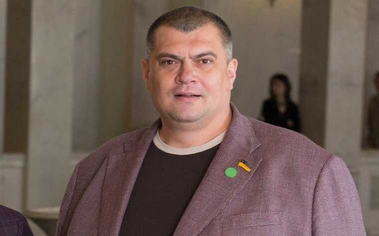 Родина нардепа Корявченкова отримала право користування квартирою в Іспанії