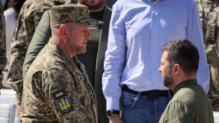 До рішення про відставку Залужного Зеленський не дав вивести війська з Авдіївки, – Bild