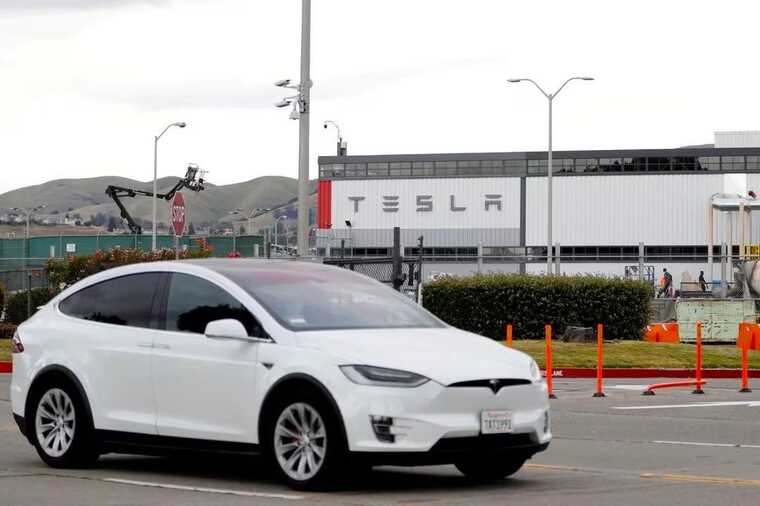 Каліфорнія подала позов до суду на заводи Ілона Маска Tesla