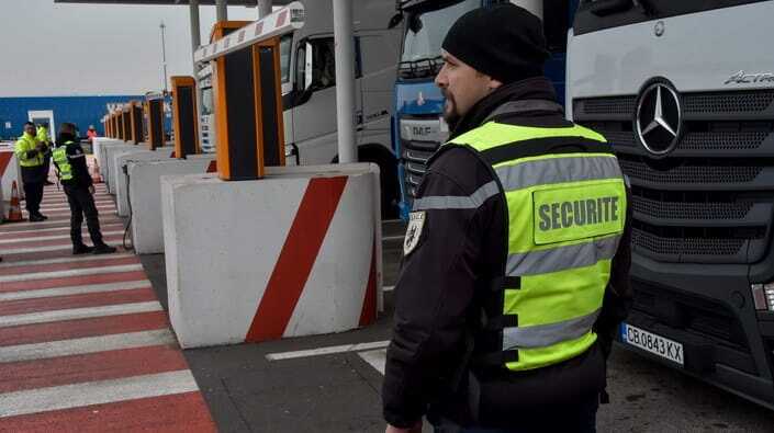 Як митна мафія провертає оборудки з «медичними» податковими пільгами