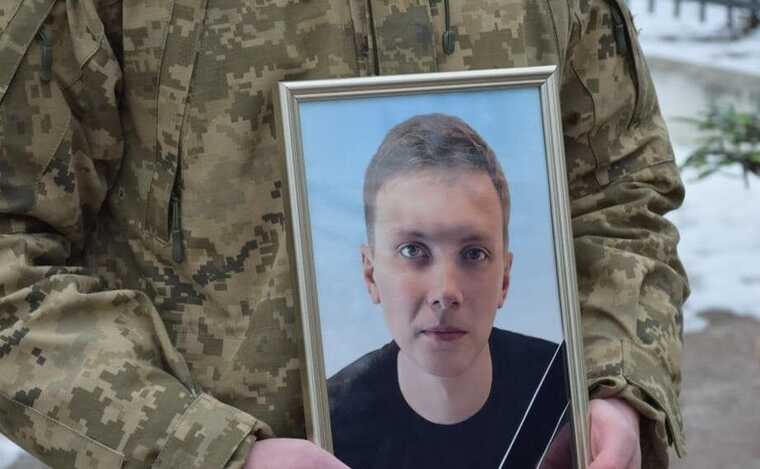 На війні загинув 22-річний сержант Павло Шевчук, мужність якого вразила Зеленського
