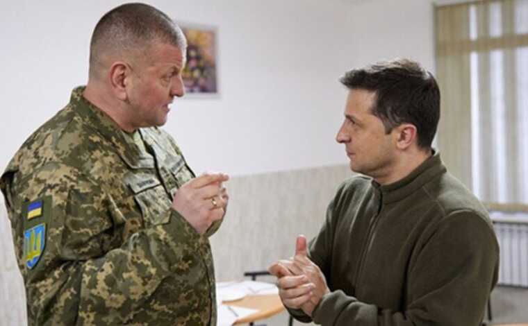 Bloomberg: Головком Залужний став проблемою для Зеленського