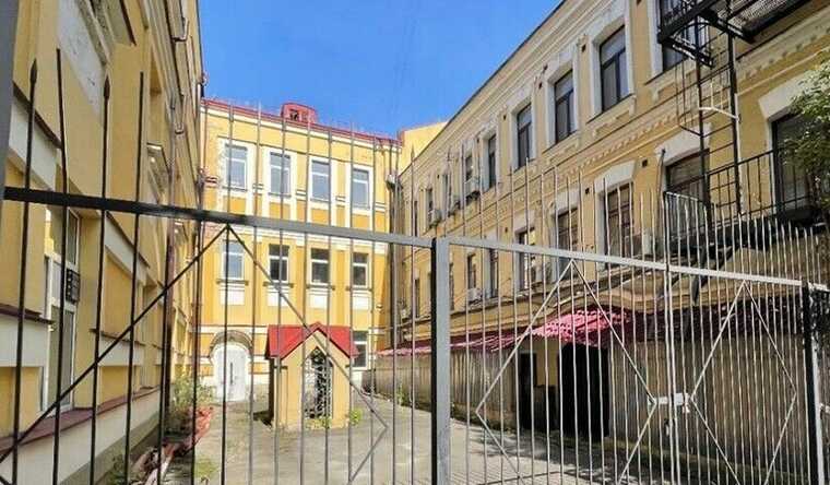 У Києві судитимуть державного реєстратора: переоформила заарештоване приміщення підсанкційного "Росатому"