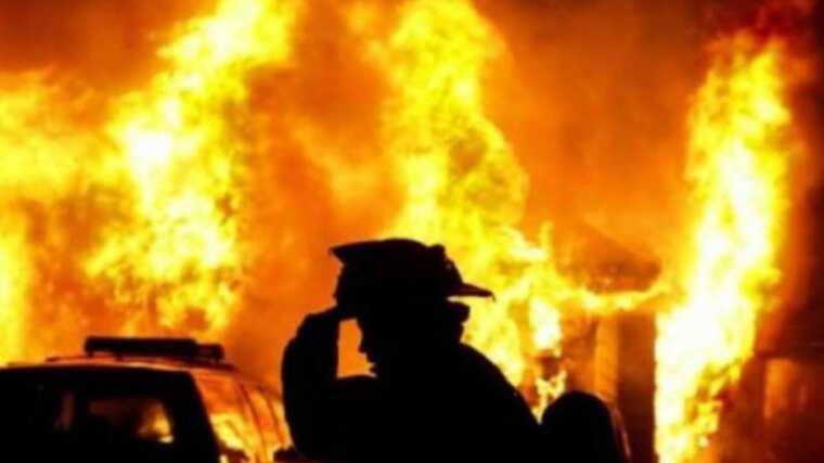 Збройні Сили України завдали удару по АЗС у Старобільську: виникла велика пожежа