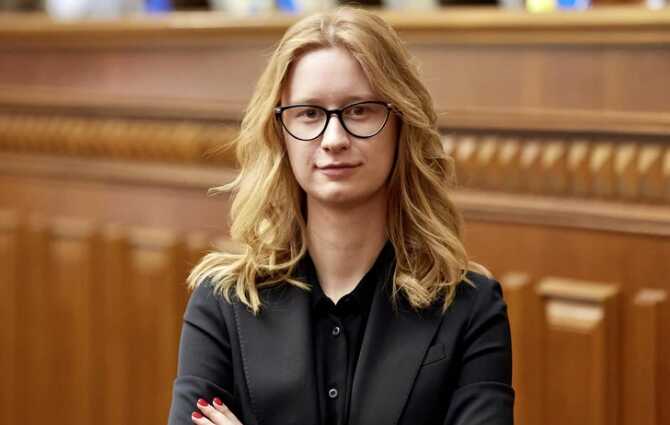 Нардепка Підласа користується у Києві квартирою вартістю 6,6 мільйона гривень