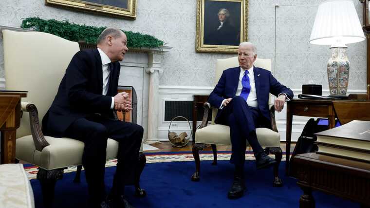 Україна стала головною темою раптового візиту Шольця до США, - "Радіо Свобода"