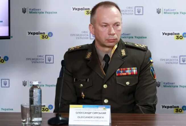 У Мережі завірусилося несподіване фото з "Головнокомандувачем ЗСУ": Сирський грав за "Лаціо"?