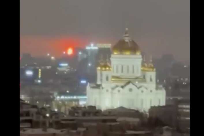 У Москві вночі щось горіло в районі нафтопереробного заводу «Газпромнафти»