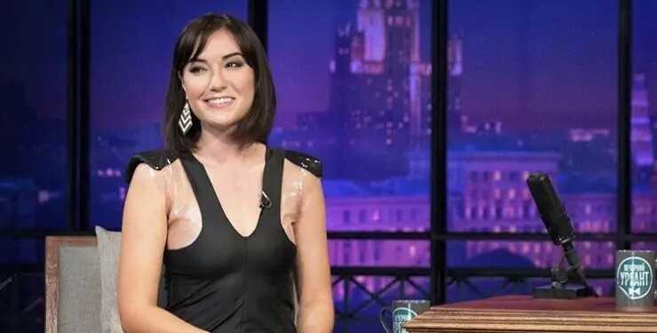 У Росії випадково "нарядили" у Снігуроньку колишню американську порноакторку Сашу Грей