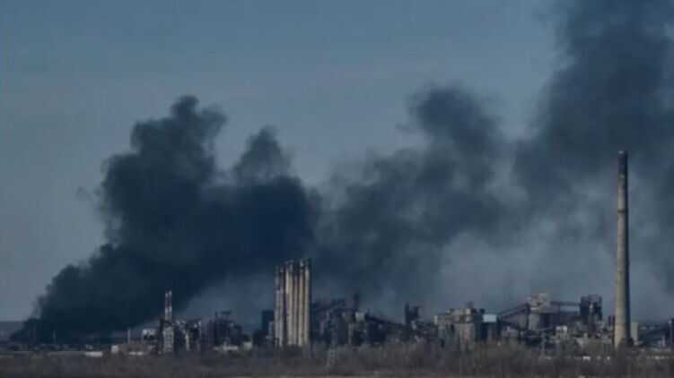 На Авдеевском коксохиме продолжается пожар, несколько бойцов попали в плен, - Тарнавский