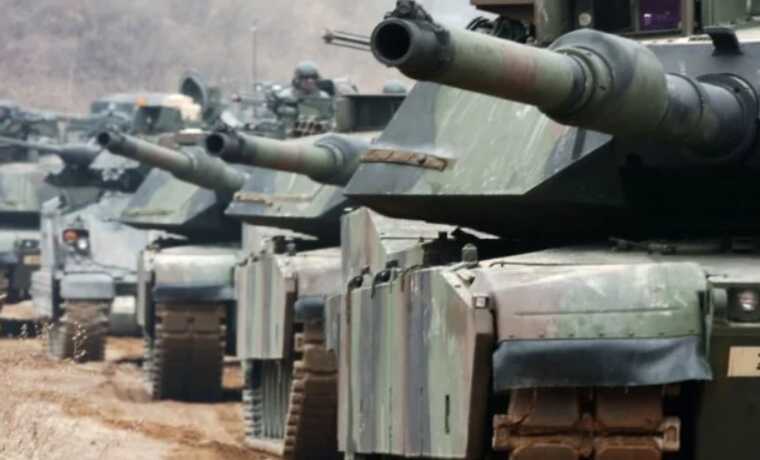     -   ,  Financial Times