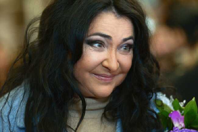 Зрадниця Лоліта назвала суму своєї пенсії у Росії та публічно подякувала Москві