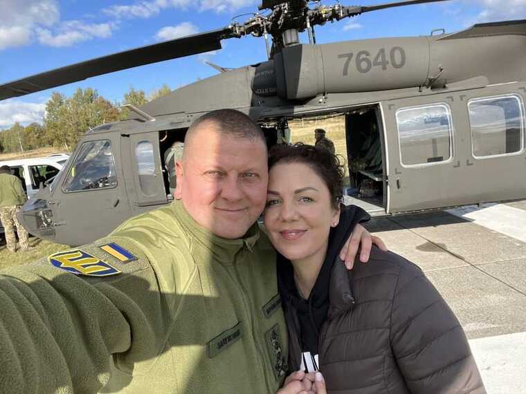 Zaluzhnyi showed a new photo with his wife on social networks